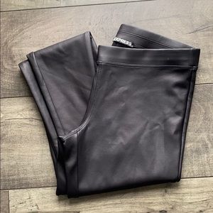 Faux leather legging NWT